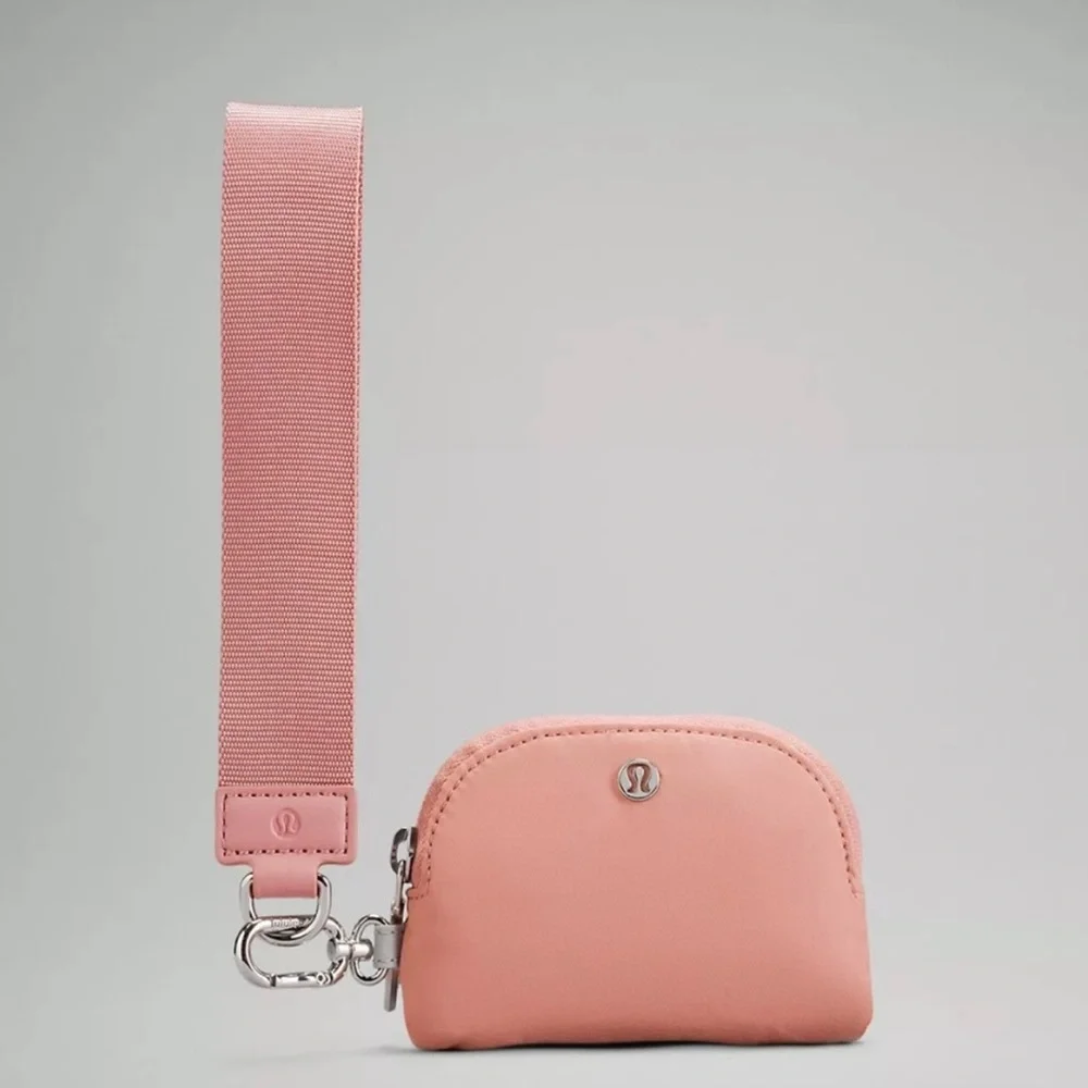 NWT LULULEMON Dual Pouch Wristlet - Picture 2 of 4